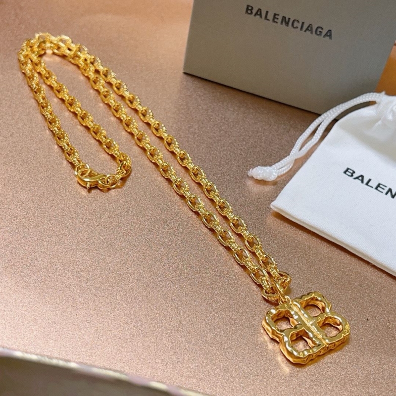 Ba1en*iaga necklaces